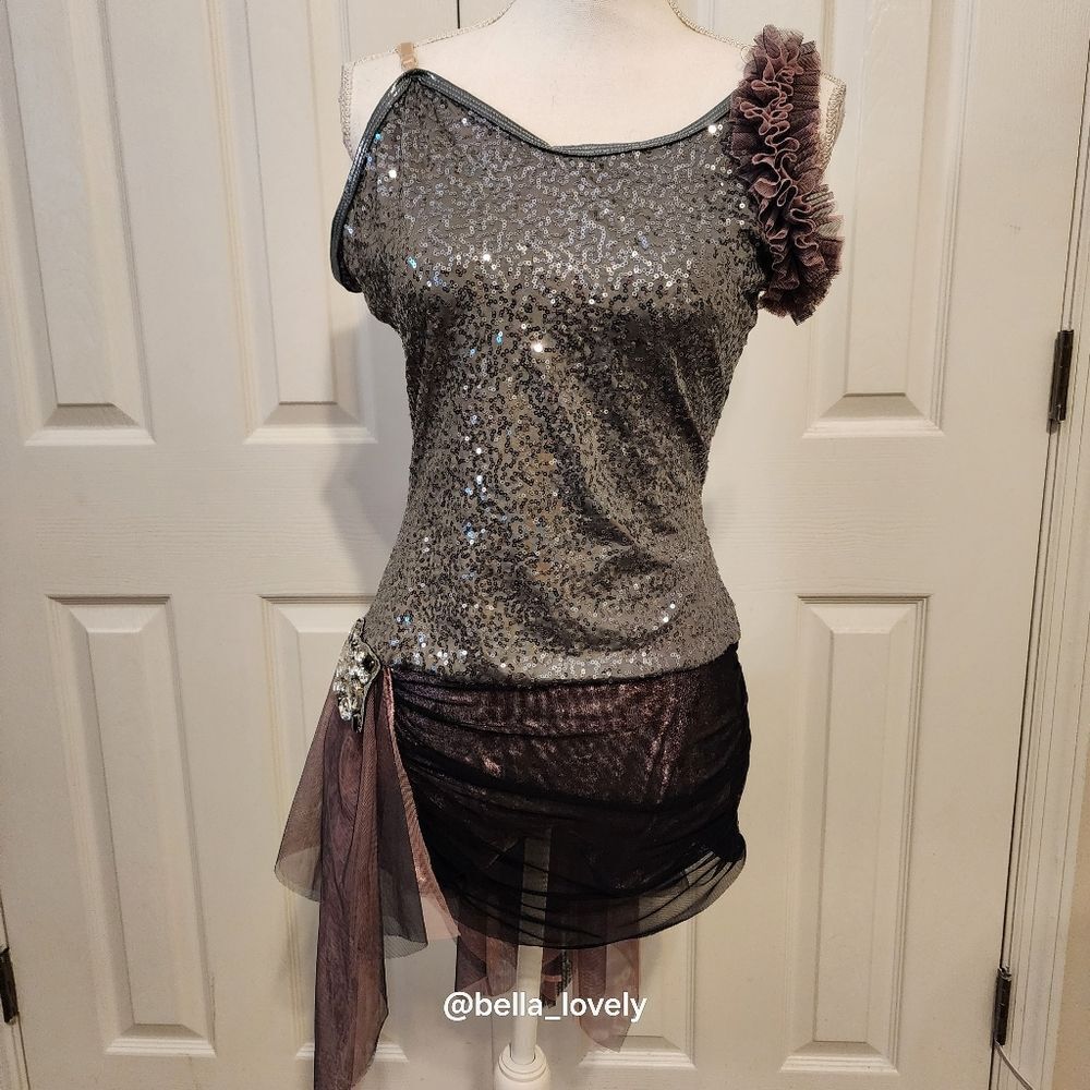 Dance Women's Costume Sparkly Sequenced Ruffled Tulle